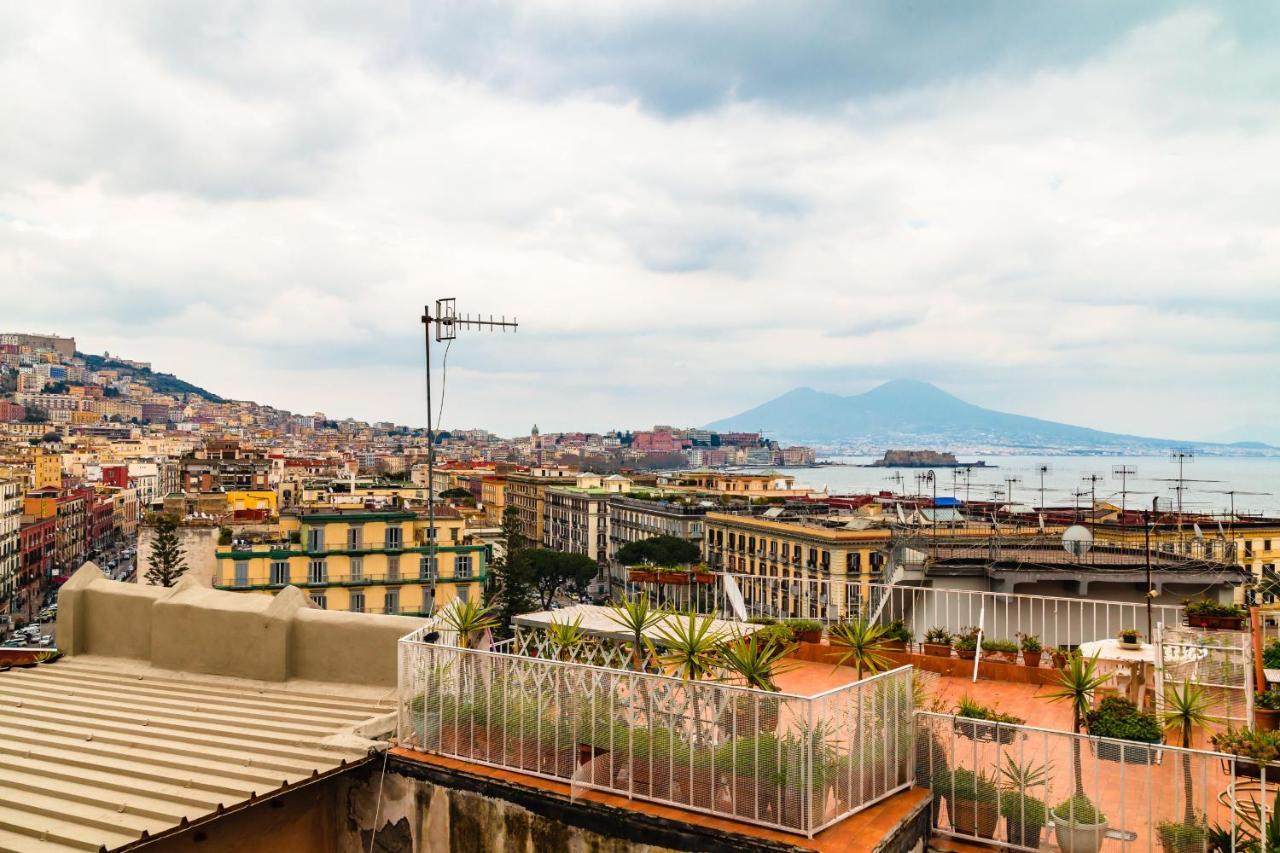 Seaview Apartment In Posillipo By Wonderful Italy Napoli Bagian luar foto